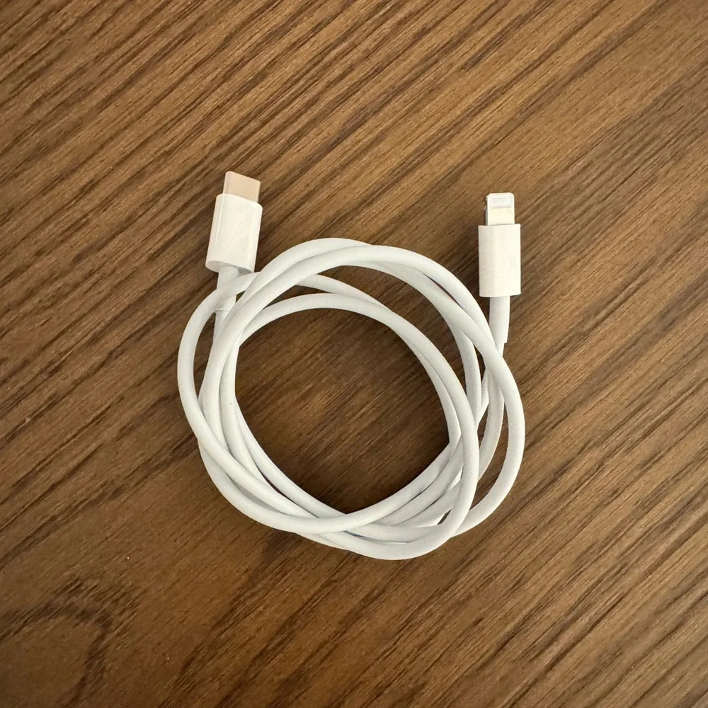 USB-C to Lightning Cable
